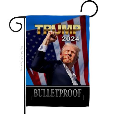 Imagem de Ornament Collection Bulletproof Trump Flag Garden Wall Home Room Poster Eleição 2024 Rally Shooting President 47 MAGA Yard Sign Outdoor Patriotic Decoration, Presentes Republicanos Feito nos EUA