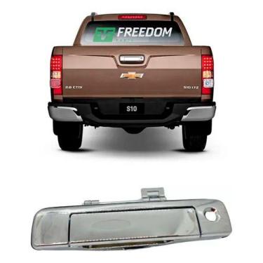 Imagem de Maçaneta da tampa traseira gm s10 2012 a 2016 cromada c/ furo para cha