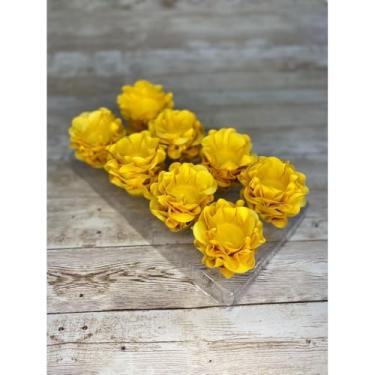 Imagem de Kit com 120 Forminhas para Doces Finos Modelo Flor Luxo – Linha Style – Ideal para Casamentos, Festas e Decoração de Mesa Elegante(AMARELA,80 UNIDADES)