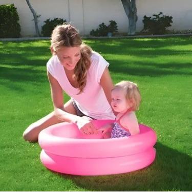 Imagem de Piscina Inflável Infantil Vinil Rosa 76x76x40cm 61 Litros Para Crianças 2-6 Anos Formato Circular