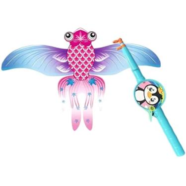 Imagem de RNXRZANK Pipa de Brinquedo de Uma Linha, Diversão para Toda a Família, Brinquedo Voador Interativo, Leve E, Feita de Material PP, Ideal Pa, Peixinho Dourado Rosa