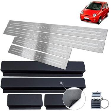 Imagem de Soleira de Porta Chery QQ 2011 a 2014 Prata Baixo Relevo