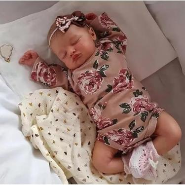 Imagem de Boneca Reborn Baby Doll Realista 48cm – Menina de Silicone Pintada à Mão com Brinquedo de Pelúcia, Roupinha Completa e Expressão de Bebê Verdadeiro