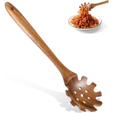 Imagem de Garfo de massa de madeira com furos redondos e borda serrilhada para panelas antiaderentes, ideal para servir e escorrer macarrão, 30,5 cm