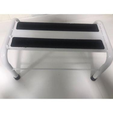 Imagem de Escada para maca 1 degrau metálica branca prática resistente - Manini