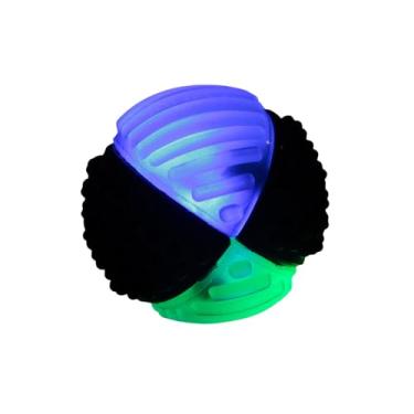 Imagem de Bola com LED para Pets – Flutuante, Iluminação Noturna e Ativação por Impacto