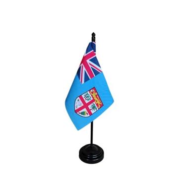 Imagem de Bandeira de Mesa Fiji, Decorativa, 26cm Altura Total, Base Plástica, Tecido Oxford Face Única, 18x11cm, para Escritório, Eventos e Cerimônias