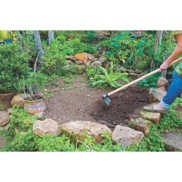 Imagem de Enxada 0.5 Tramontina em Aço com Cabo de Madeira 130 cm