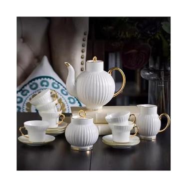 Imagem de Jarro Conjunto de bule e pires café porcelana com borda dourada simples estilo europeu 15 peças moderno conjunto xícara chá