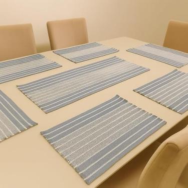 Imagem de Jogo Americano 7 Peças em Algodão Feito em Tear – Caminho de Mesa e Sousplat Decorativo Chic para Mesa de Jantar (Neblina listrado cru)