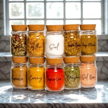 Imagem de Kit 10 Potes de Vidro para Temperos 200ml com 42 Adesivos Organizadores, Porta Condimentos Transparente para Cozinha e Despensa (10 Potes + Cartela Transparent)