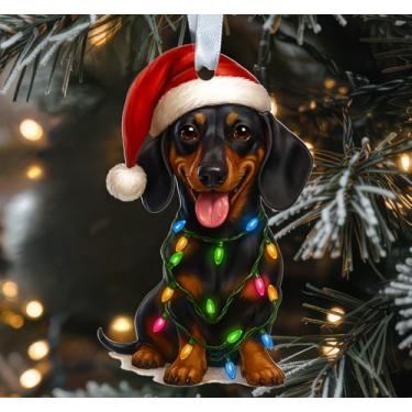 Imagem de Cão Dachshund com chapéu de Papai Noel e luzes de Natal ornamento acrílico - Decoração festiva para animais de estimação - Lembrança engraçada de cachorrinho - Presente para amantes de cães