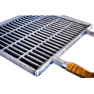Imagem de Grelha de churrasqueira em aluminio com cabo de madeira - jr grelhas