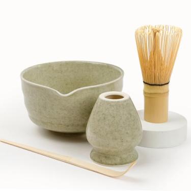 Imagem de ZEBERBO Conjunto Matcha Japonês - Tigela Matcha de Cerâmica de 482 g com Bico, Batedor e Colher de Bambu - Kit Completo de Cerimônia do Chá para Iniciantes e Entusiastas (Verde Escuro)