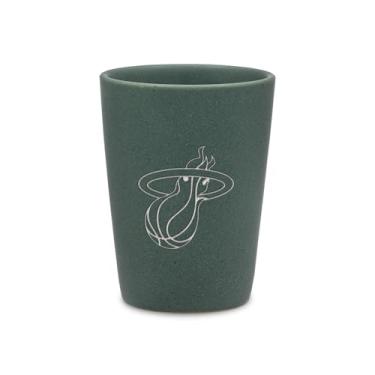 Imagem de Rico Industries NBA Basketball Miami Heat Sage 59 g Copo de tiro de cerâmica para fãs, gravado a laser em vidro de dose única colorido moderno