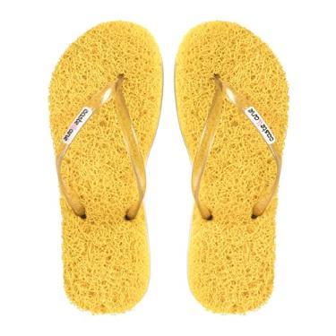 Imagem de Chinelo Casual Conforto ideal para quem sofre com Fascite Plantar, esporão de calcâneo, Hiperidrose Plantar e Neuroma de Morton, sensação de estar pisando em um tapete leve e macio e ainda massageia seus pés. (Amarelo, BR, Adulto, Faixa Numérico, 33, 34)