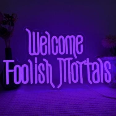 Imagem de Letreiro de néon Symone Welcome Foolish Mortals roxo 41x24cm