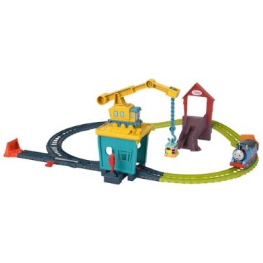 Imagem de Thomas e Seus Amigos Trackmaster, Conjunto de Trem Motorizado com Carlya, o Guindaste, Sandy, o Trem Veloz & Thomas, Locomotiva de brinquedo para crianças a partir de 3 anos