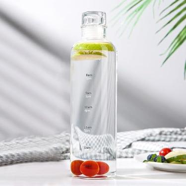 Imagem de 1 garrafa de água motivacional com marcadores de tempo, copo de vidro para rastreamento diário de hidratação