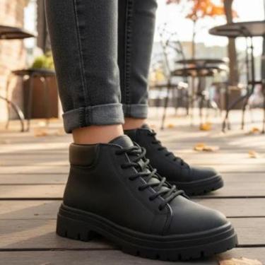 Imagem de Bota Coturno Moleca Solado Tratorado 5344.202-Feminino