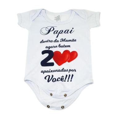 Imagem de Body Baby Gêmeos Papai Dentro Mamãe Agora Batem 2 Corações - GMH Prod.