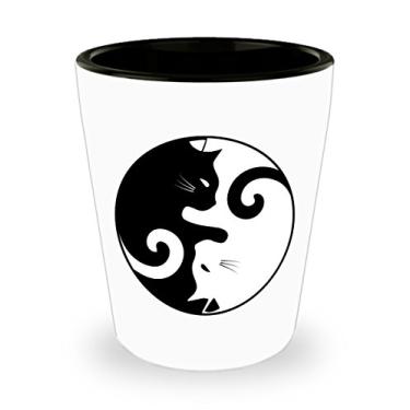 Imagem de Copo de shot para gatos Ying Yang – ideia de de Natal