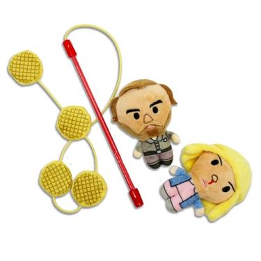 Imagem de design LAB, Inc. Mercadoria oficial Stranger Things | Conjunto de brinquedos variados para gatos | Eleven, Hopper e Waffle | Brincadeira interativa em ambientes interativos!