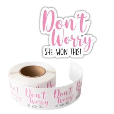 Imagem de Don't Worry She Won This Stickers - 3,8 cm - Lindas seladoras de correspondência rosa - Suprimentos de envio para pequenas empresas - Adesivos de agradecimento para pedidos de embalagem - Rolo de 500 - Adesivos engraçados para envelopes e caixas de poliéster