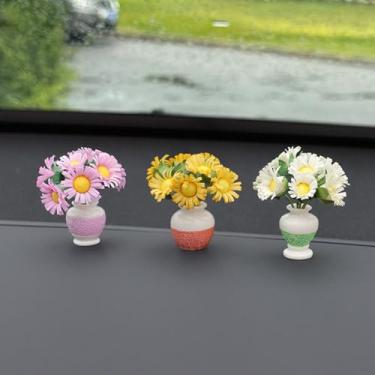 Imagem de HUFIDA Decoração de girassol para painel de carro, conjunto de 3 mini vasos de flores, acessórios de carro fofos para mulheres, girassóis artificiais, presentes de sol