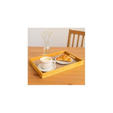 Imagem de Bandeja Multiuso de Bambu com Pés Dobráveis, 50x30cm, Superfície Lisa, Bordas Elevadas, para Café da Manhã, Refeições e Trabalho