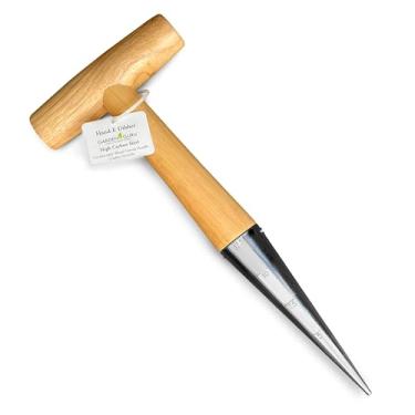 Imagem de Garden Guru Steel Dibber Planter Tool para plantar sementes e bulbos - Aço de alto carbono e alça esculpida em madeira confortável - para plantio consistente de flores, tulipas, narcisos, dálias