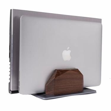 Imagem de NIRVASH Suporte vertical para laptop de madeira de nogueira, suporte vertical para laptop de madeira com compartimento duplo para mesa, base ajustável de largura compatível com MacBook Pro e laptops