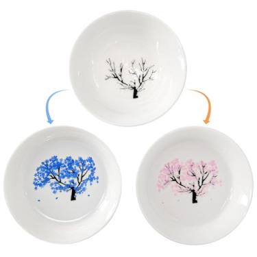 Imagem de Copo de saquê de flor de cerejeira com design termocrômico, xícara de chá de cerâmica para saquê e chá, design de arte japonesa