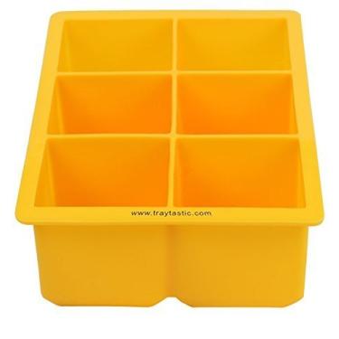 Imagem de Molde de bandeja de gelo jumbo de silicone da Traytastic! Ótimo para fazer cubos de gelo gigantes. Faz (6) cubos de gelo gigantes de aproximadamente 5 x 5 x 5 cm de tamanho.