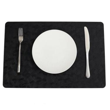 Imagem de Conjunto de jogo americano, preto resistente ao calor, de couro sintético antiderrapante, adequado para uso interno e externo na cozinha, tapetes de mesa de plástico laváveis e limpáveis (6, vermelho)