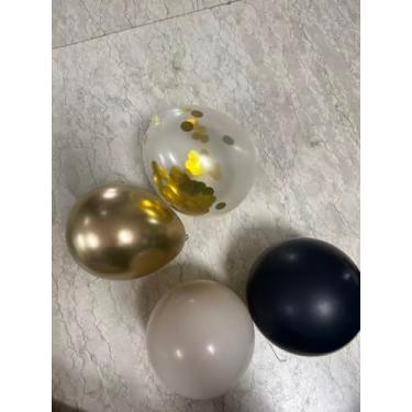 Imagem de Kit de arco de balão preto e dourado, balões dourados metálicos brancos de areia com balões de estrela, confetes dourados para aniversários, chás de bebê, decorações de festa de casamento