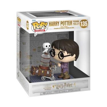 Imagem de Funko Pop! Deluxe: Harry Potter 20th Anniversary - Harry Pushing Trolley