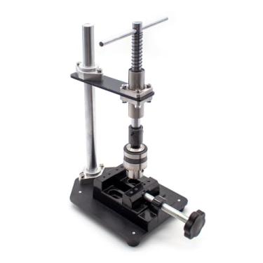Imagem de iDili Máquina de rosquear manual, ferramenta de guia de torneira de bancada vertical com pinça B12 (1,5-10 mm) e 6 torneiras HSS (M3-M10) guincho de mesa braço de sonda oscilante de catraca alongada