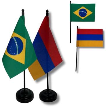 Imagem de Kit Bandeiras de Mesa Brasil e Armênia, Base e Haste em Plástico Preto, Tecido Oxford, Uma Face