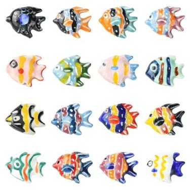 Imagem de Stiesy Miçangas de peixe de porcelana feitas à mão, 16 peças, contas de cerâmica de porcelana de peixe tropical da Famille Rose para coleção, arte de joias premium, artesanato DIY - 16 estilos
