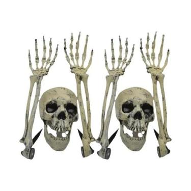 Imagem de Estacas De Jardim De Esqueletos De Halloween Com Cabeça E Mão De Cavei