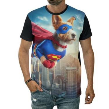 Imagem de Camiseta Cachorro Super-herói Voando Sobre A Cidade Com Capa - Darkwoo