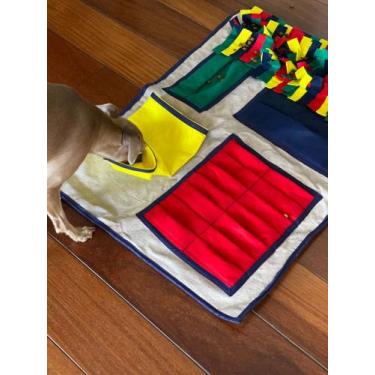 Imagem de Brinquedo pet de cachorro e gato Tapete de Fuçar, Farejar e Comedouro 