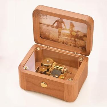 Imagem de SOFTALK Caixas musicais quadradas vintage com capa de fotos personalizáveis para presentes de Natal, aniversário e dia dos namorados (21 notas fotos premium madeira de cerejeira, afinação: Amazing