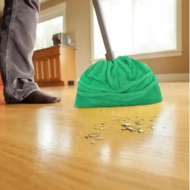 Imagem de Capa de Microfibra Para Vassoura 36x24cm  Transforma Sua Vassoura em M