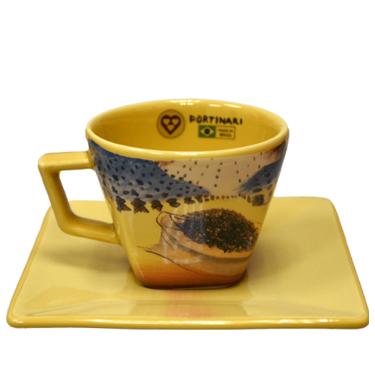 Imagem de Xícara de Porcelana Portinari com Pires 3 Corações Obra Café 75ml