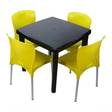 Imagem de Conjunto Mesa Quadrada e 4 Cadeiras com Pés de Alumínio Estrutura em Metal Assentos em Material Sintético para Uso