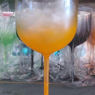 Imagem de Taça de Gin 450ml Jateada Personalizada - AcriDrink, Amarelo