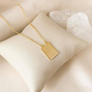 Imagem de Colar Longo Com Plaquinha Religiosa Banhado a Ouro