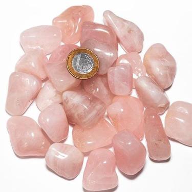 Imagem de 3 kg de Quartzo Rosa Rolado - Pedra Natural Classe B (30 a 45mm) - Cri
